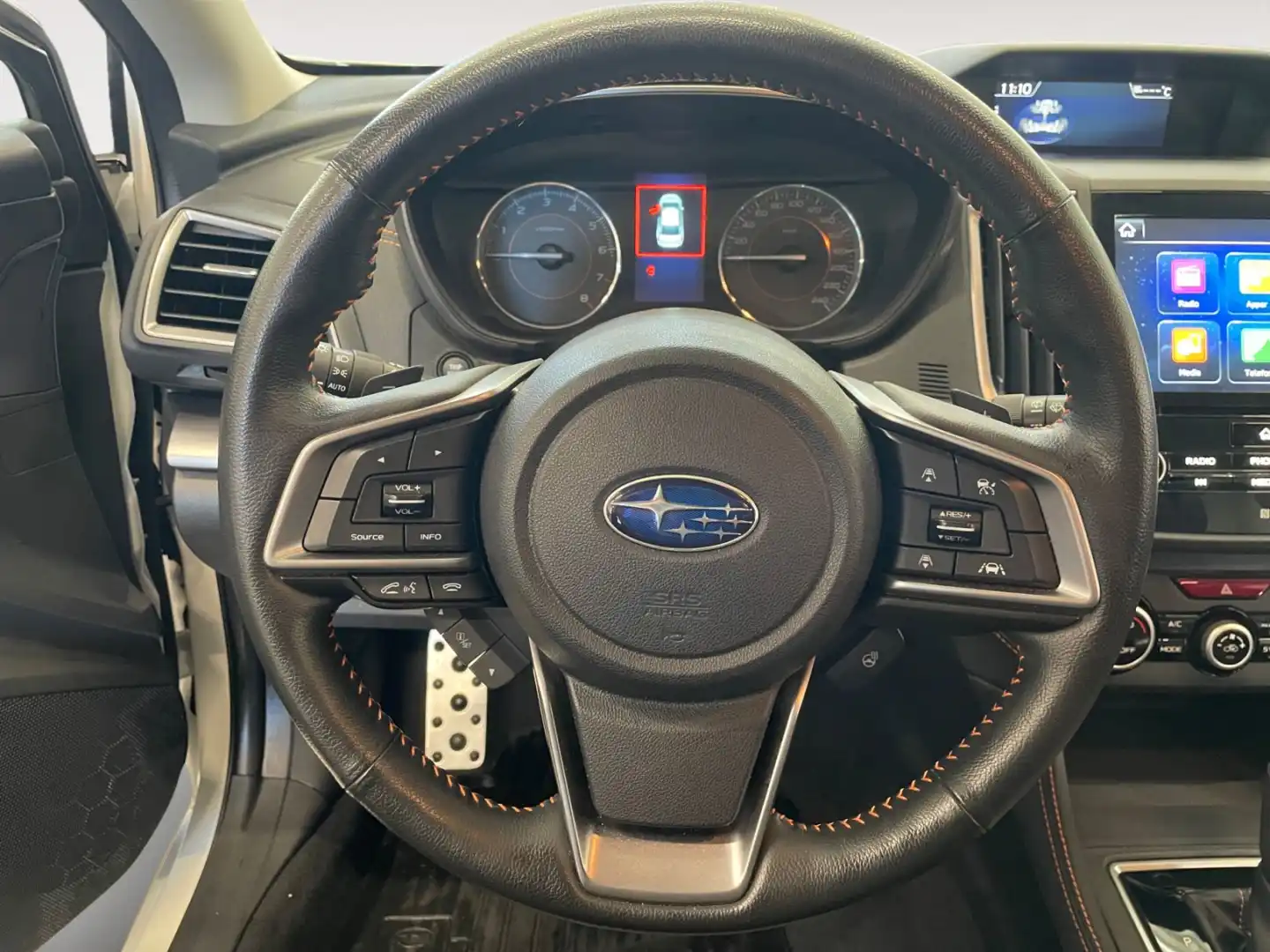car-image