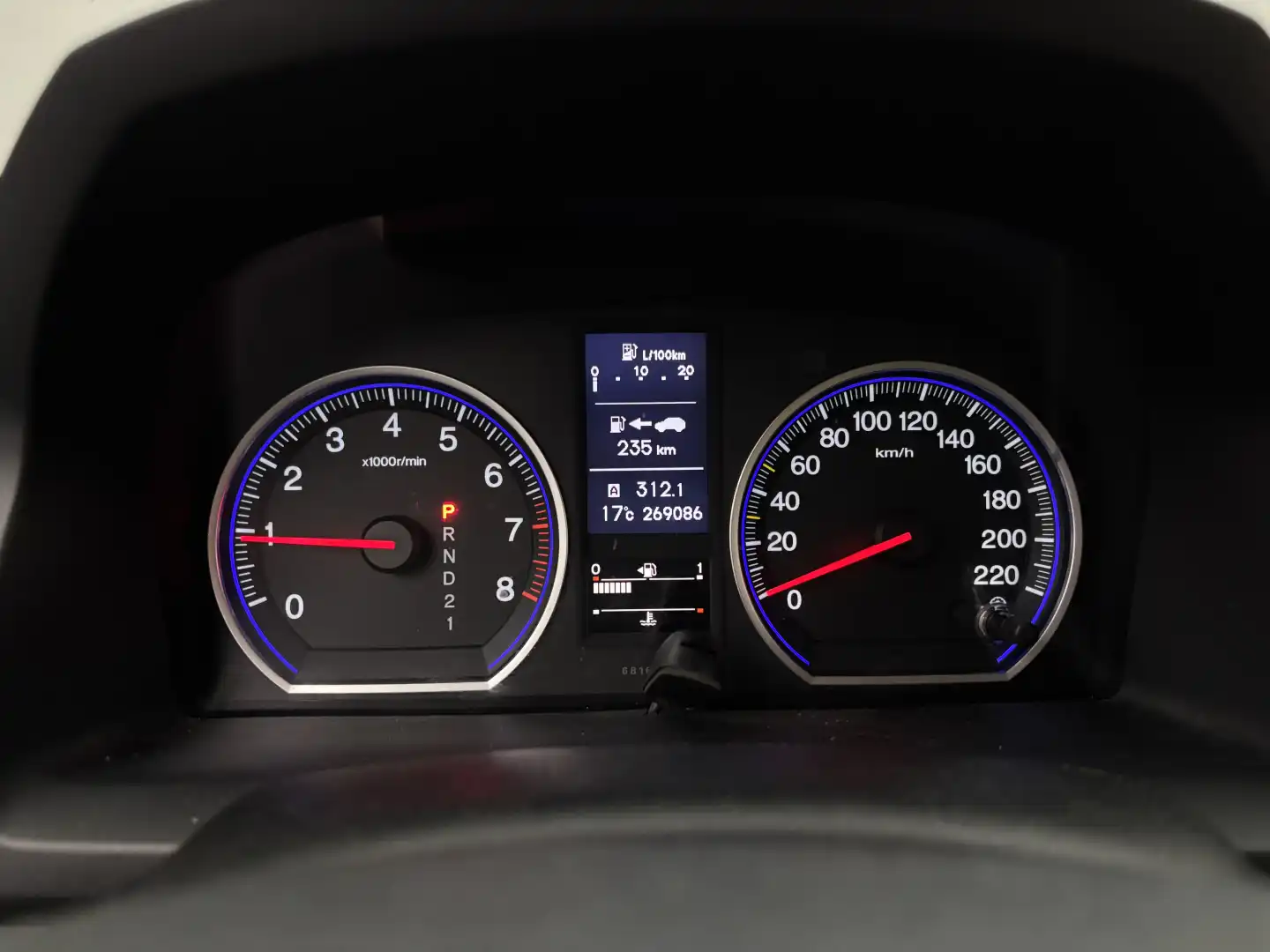 car-image