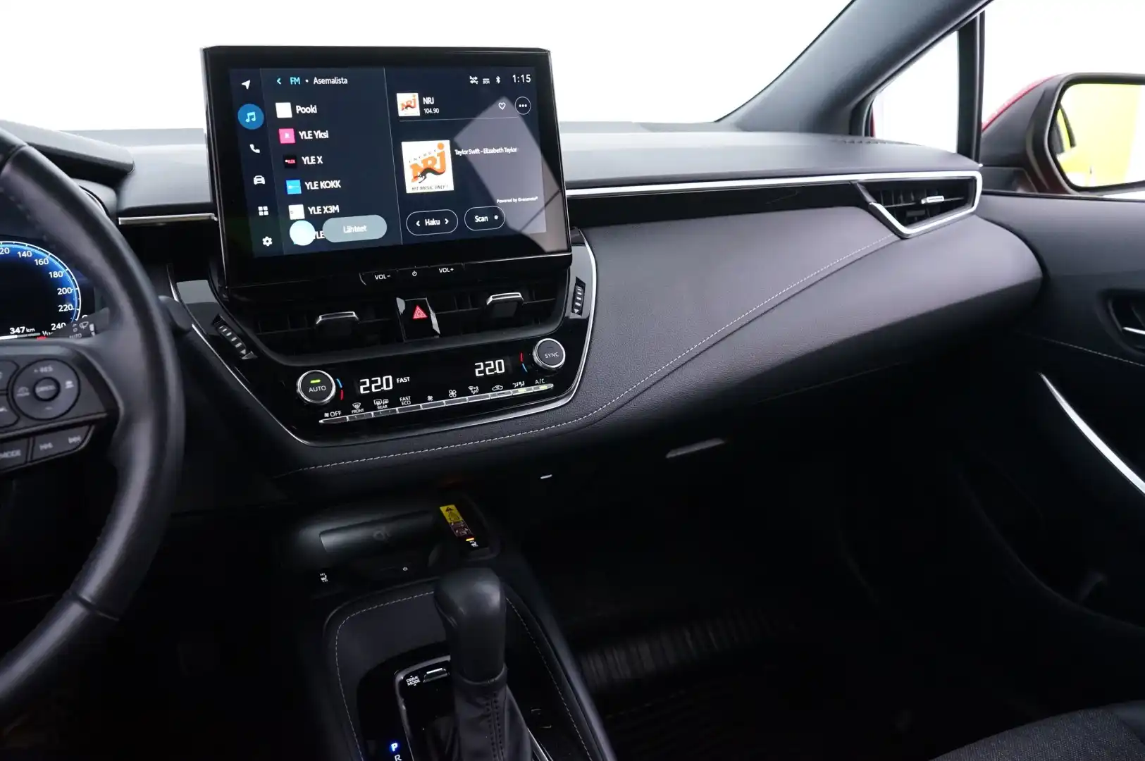 car-image