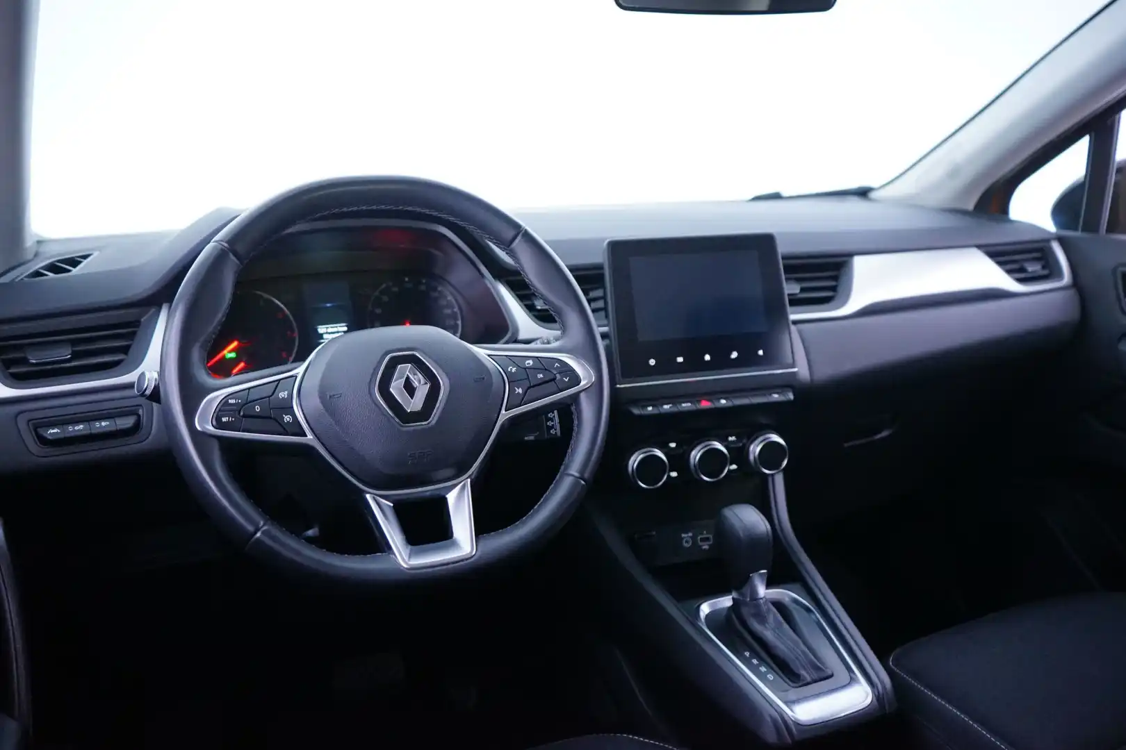 car-image