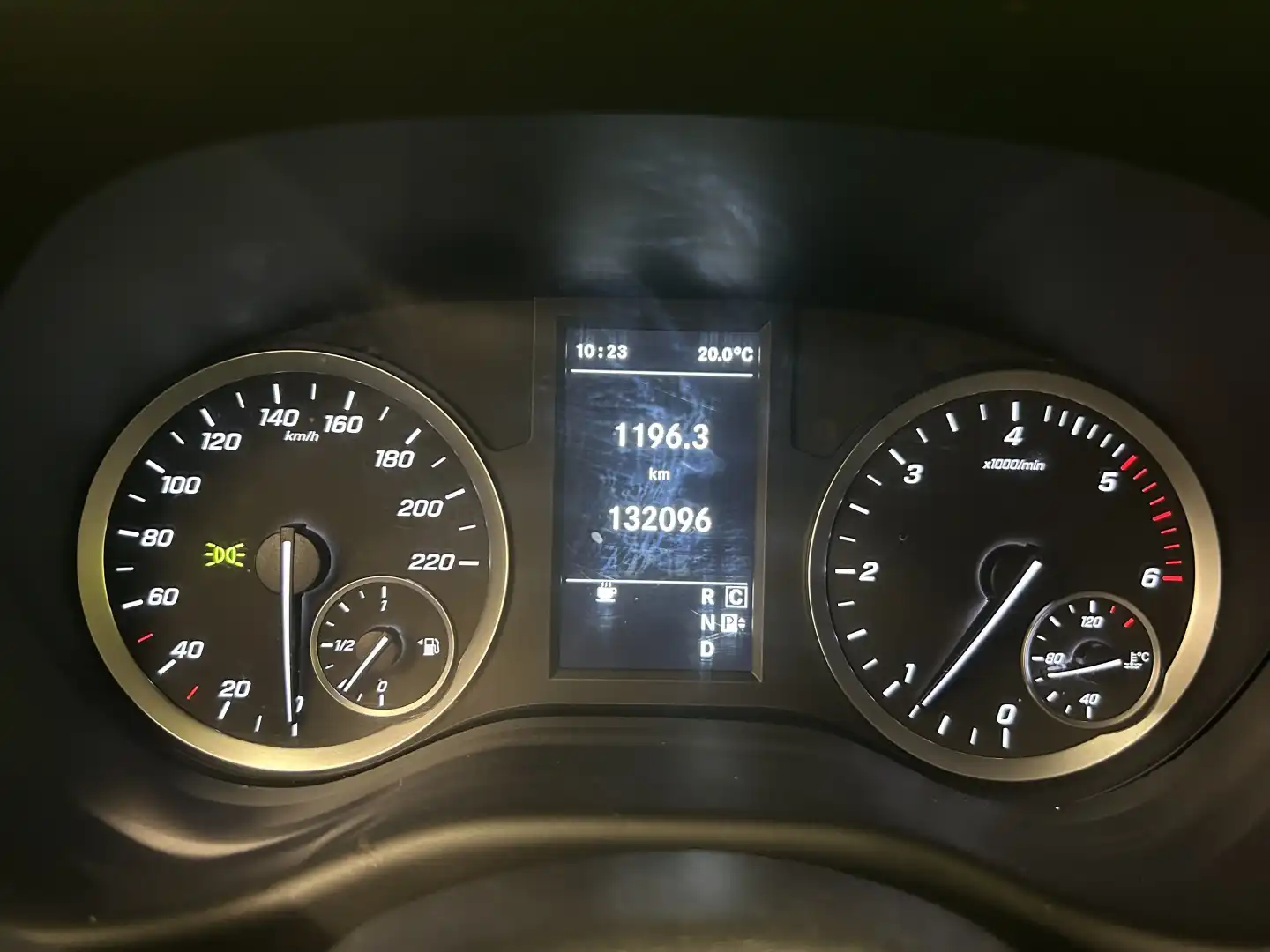 car-image