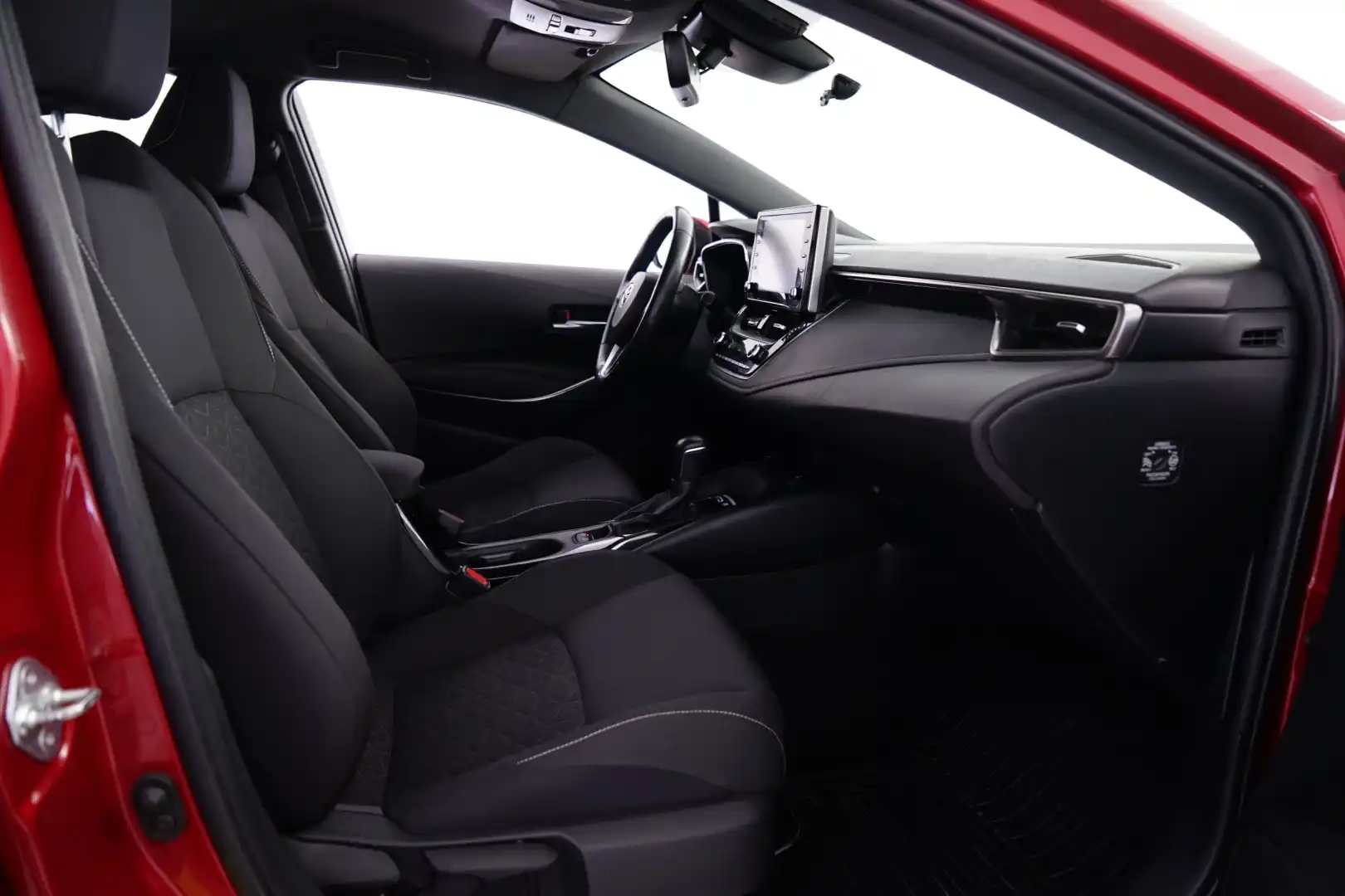 car-image