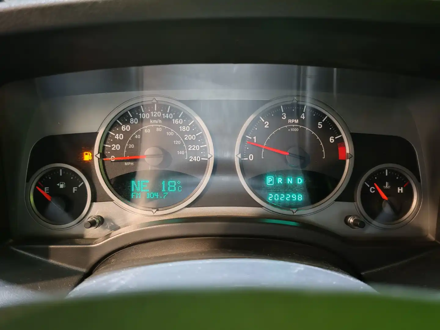 car-image