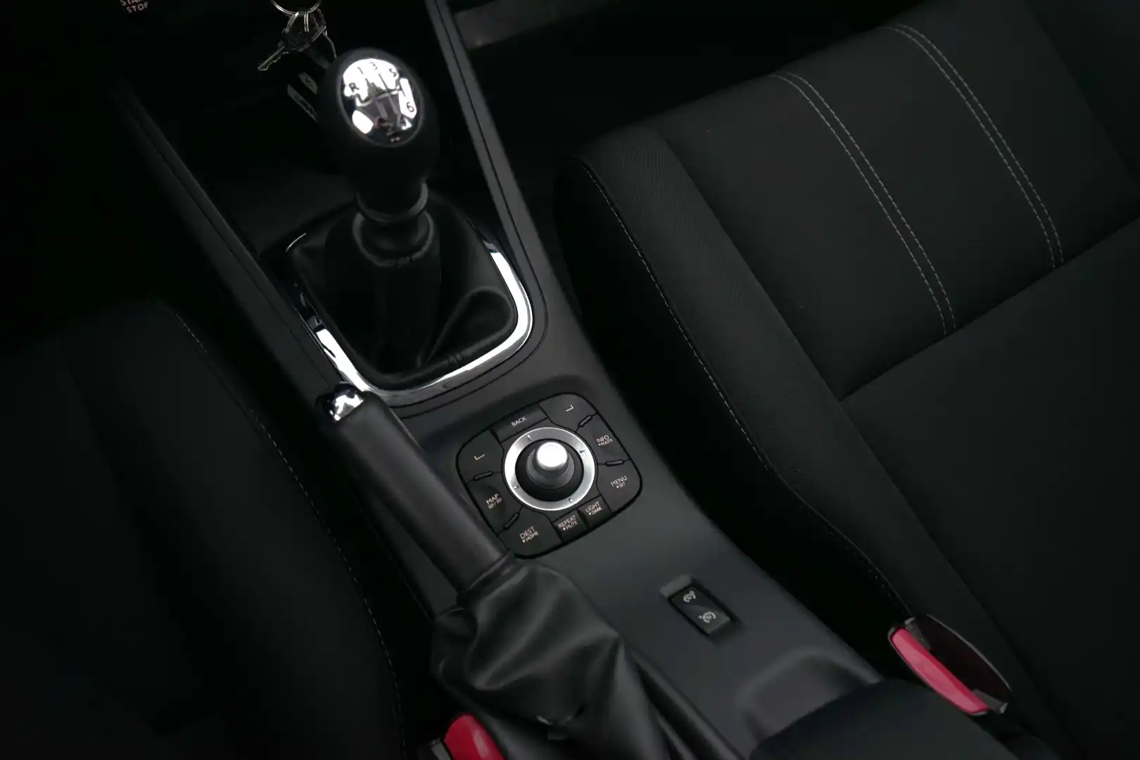 car-image