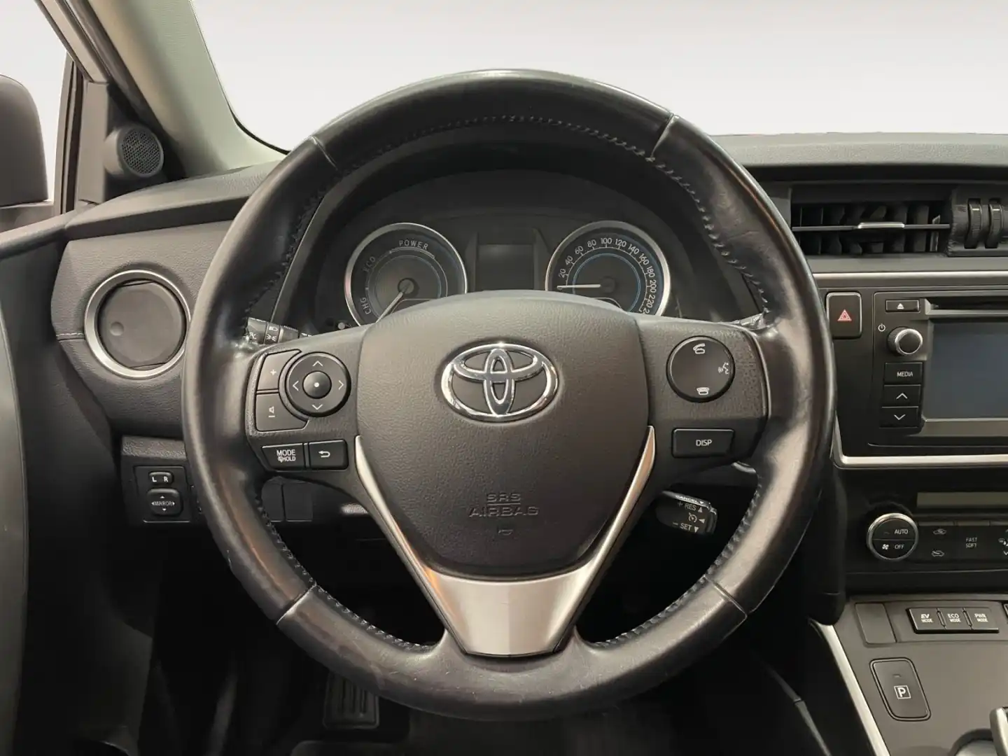 car-image