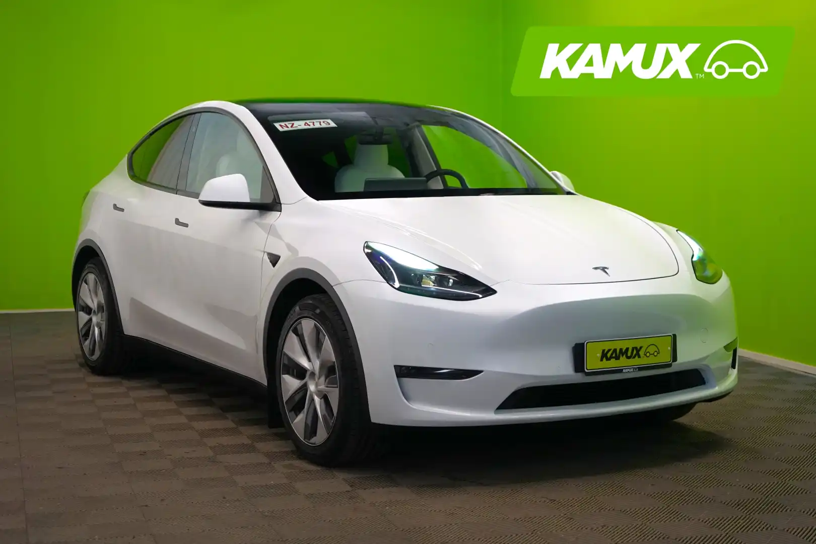 car-image