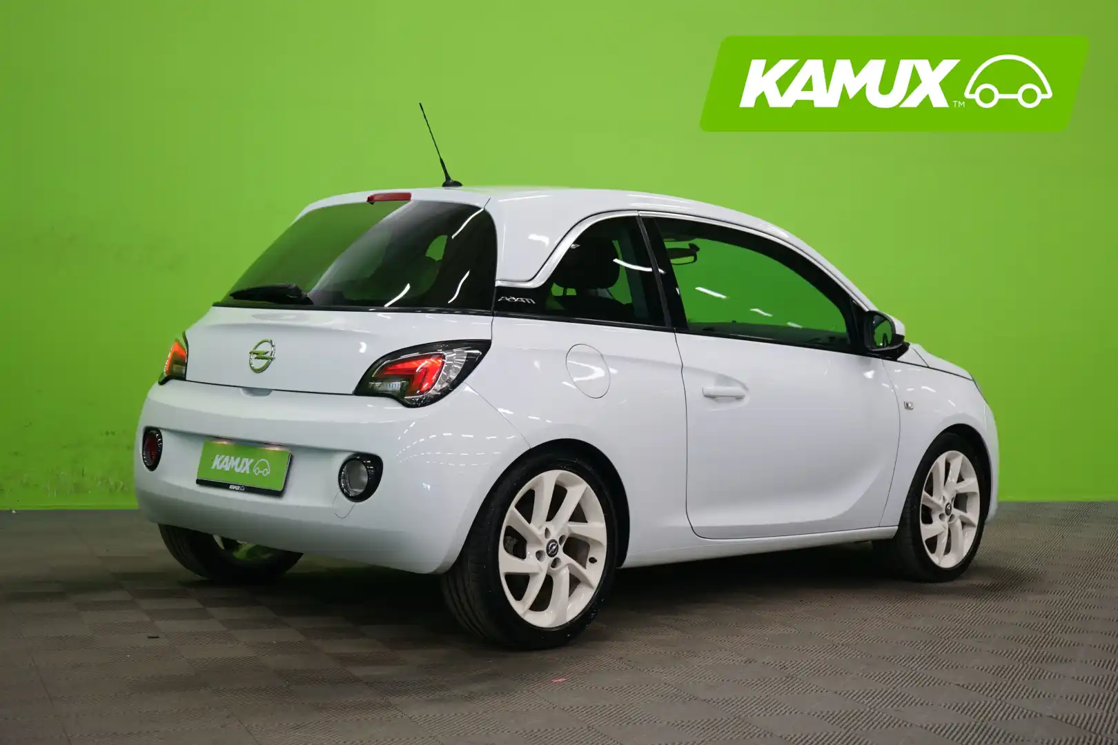car-image