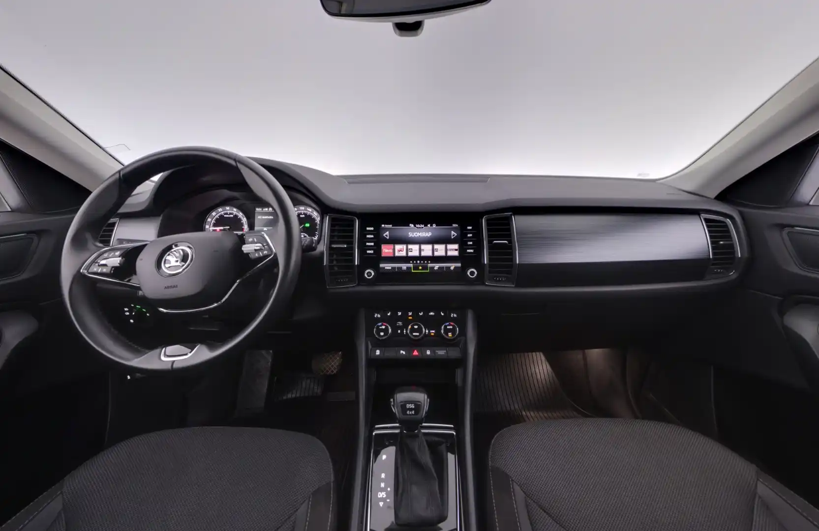 car-image