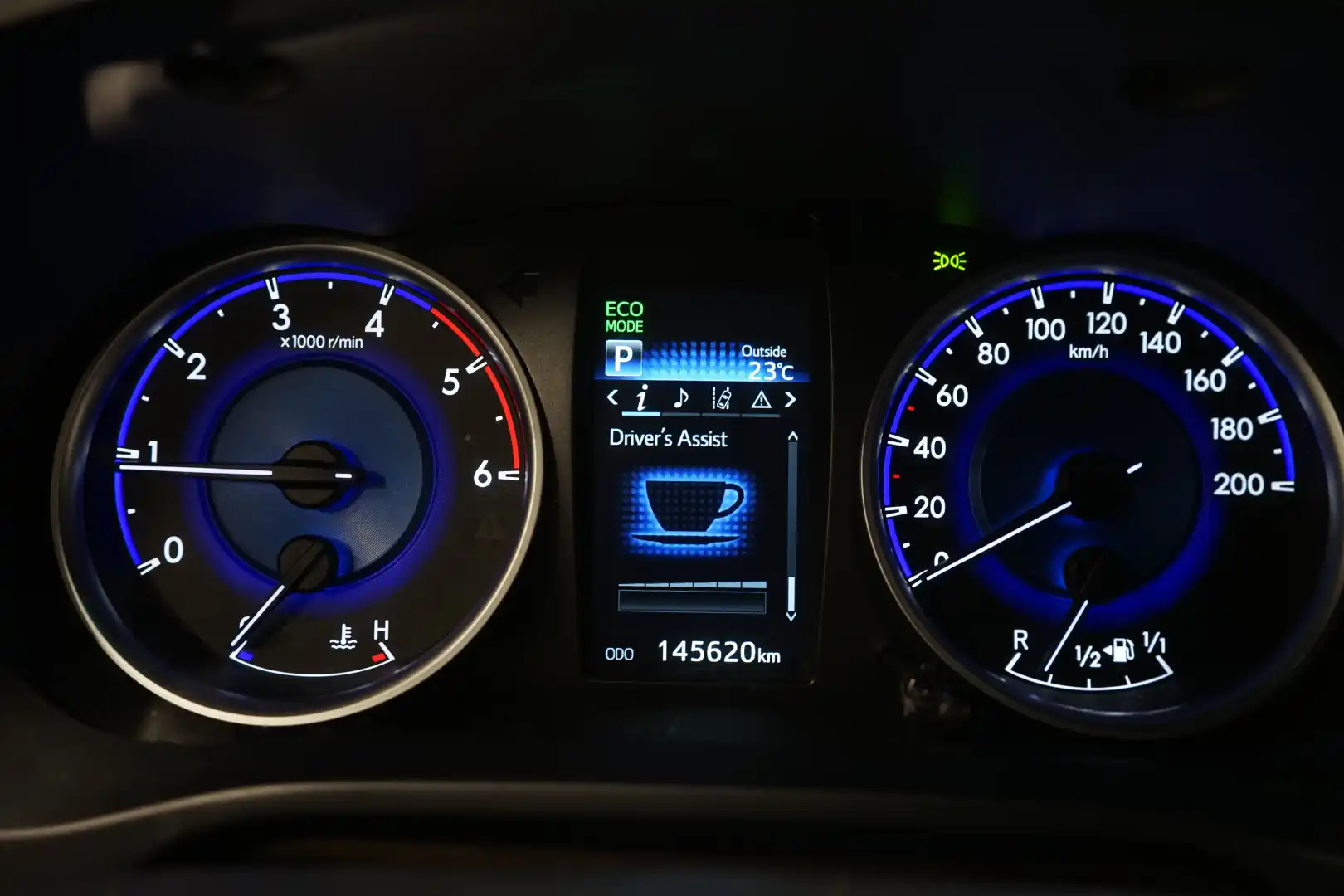 car-image