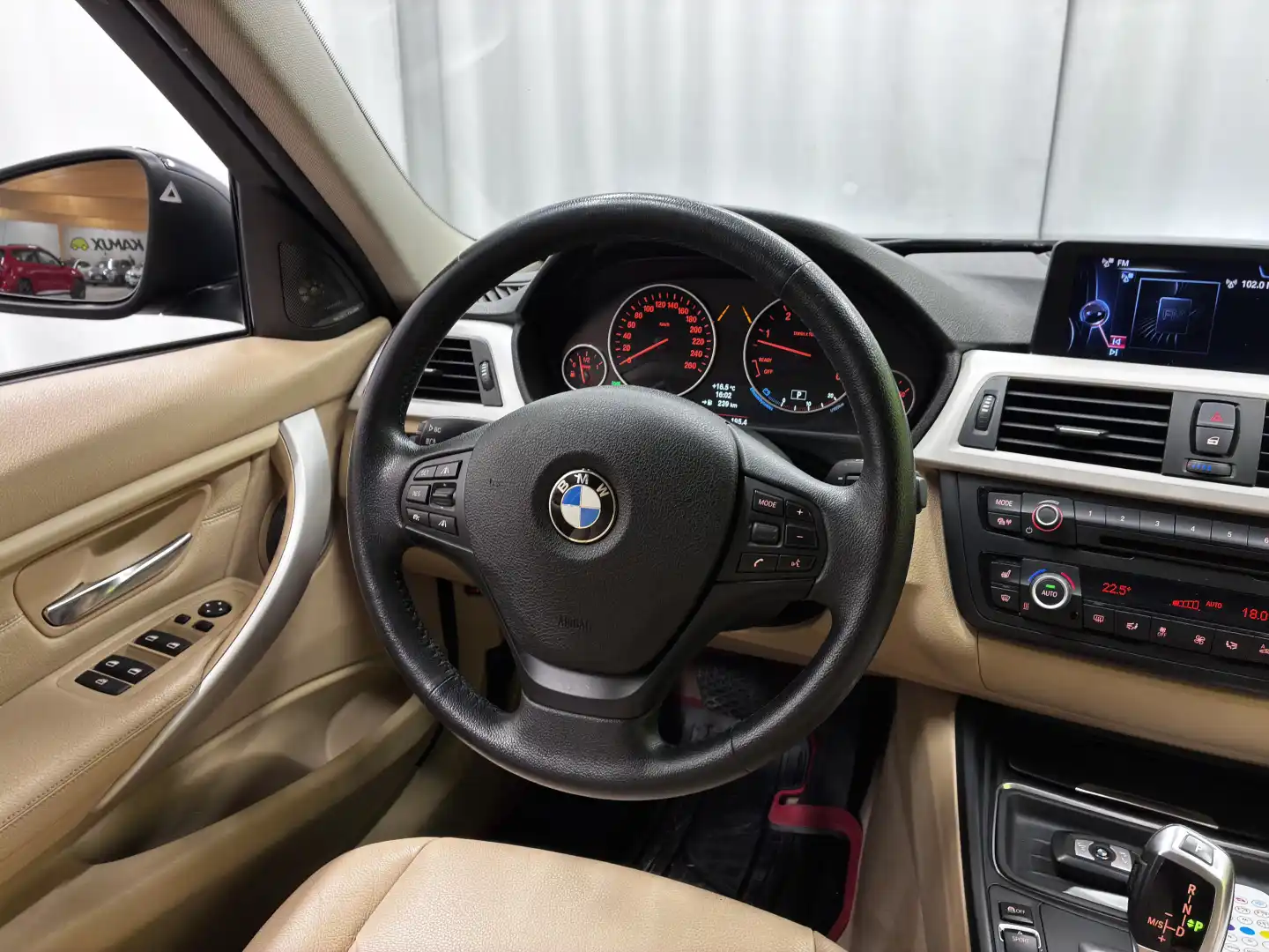 car-image