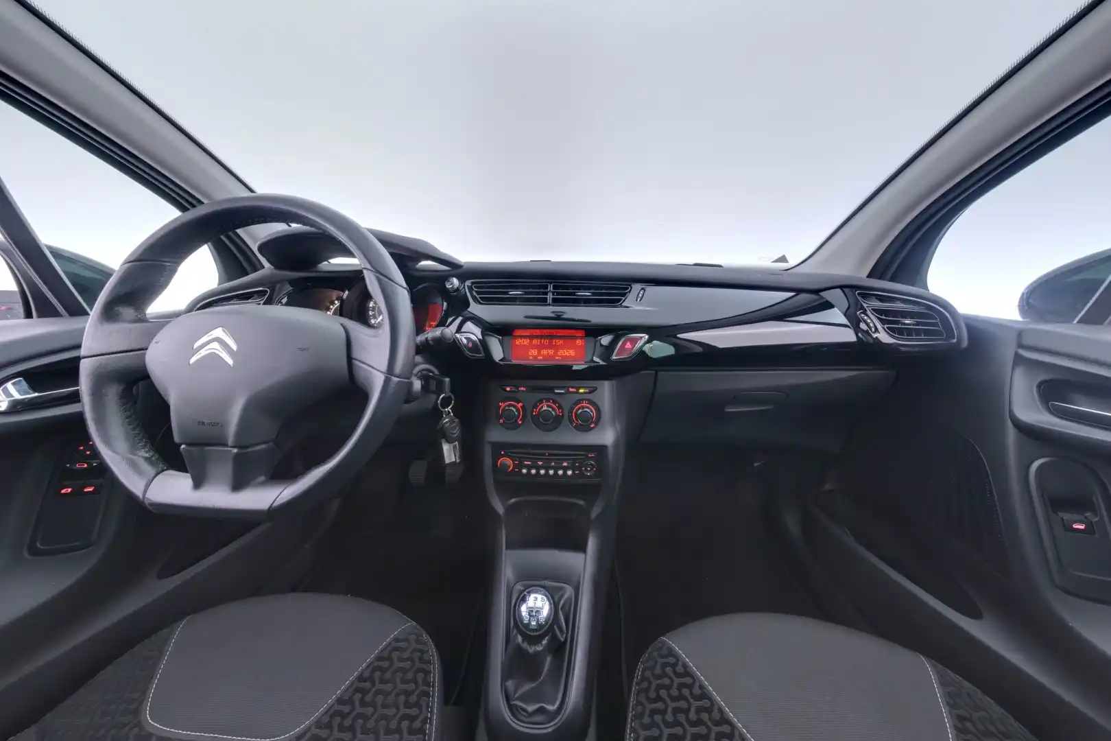 car-image