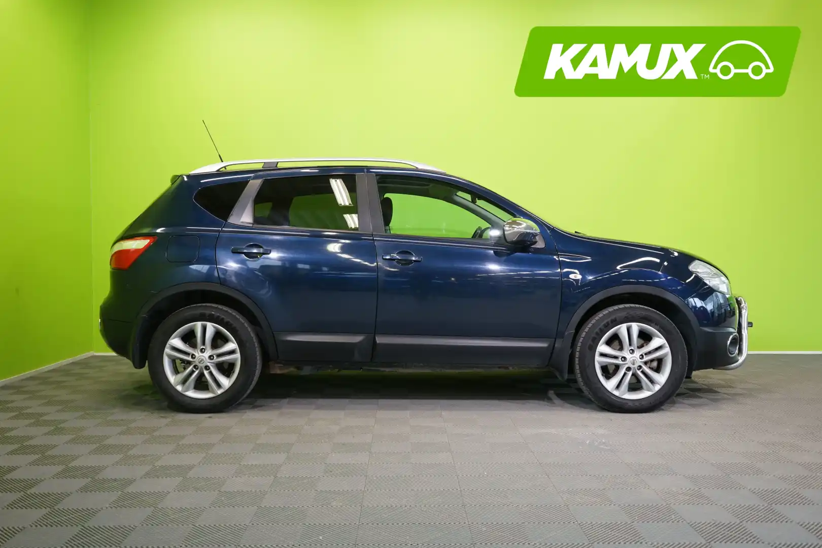 car-image