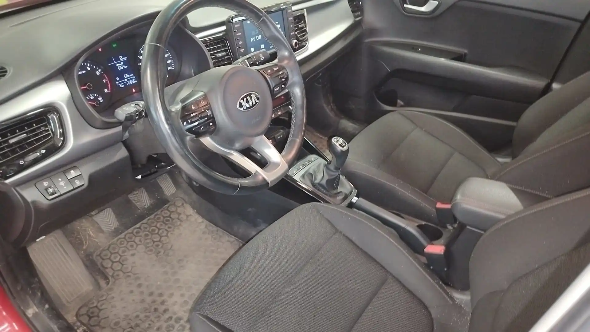 car-image