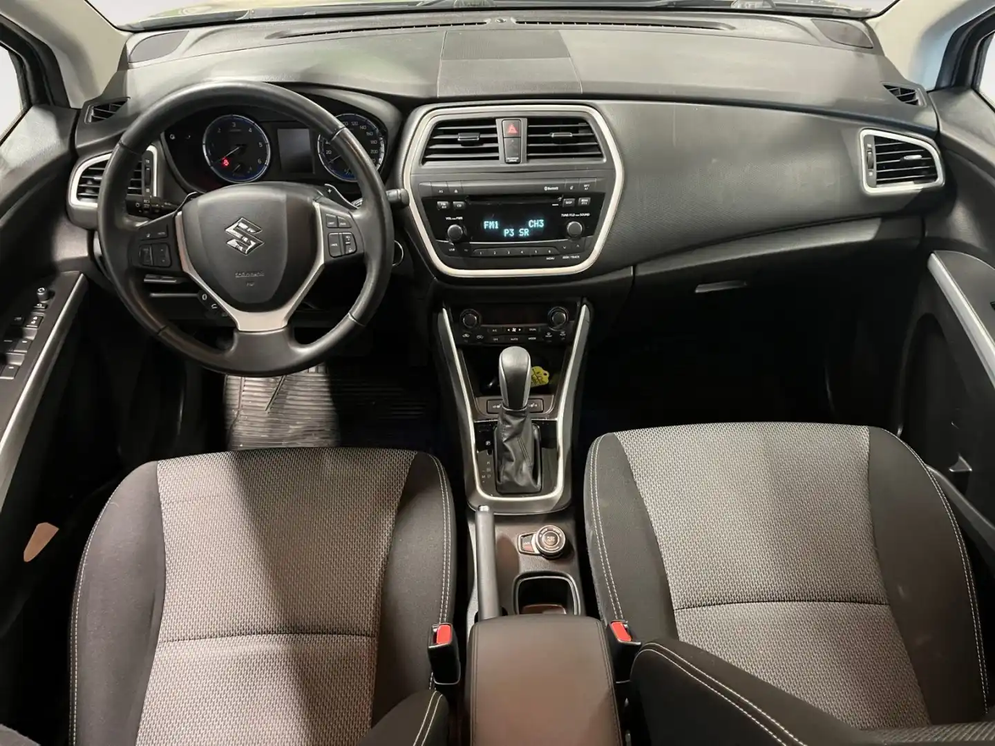 car-image