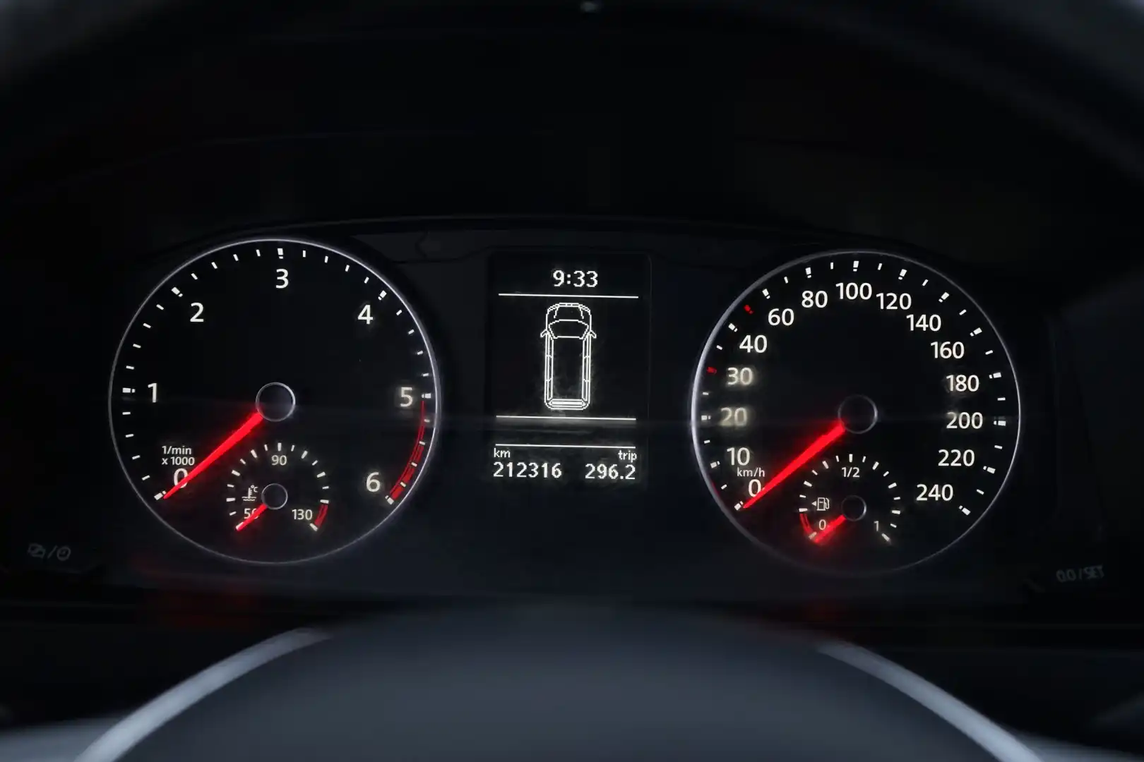 car-image
