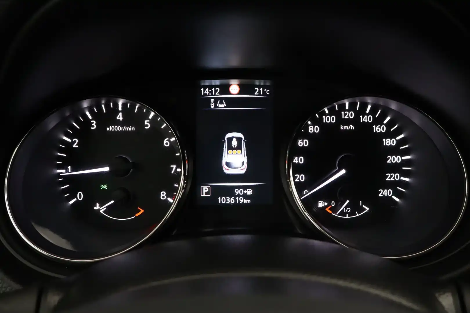 car-image