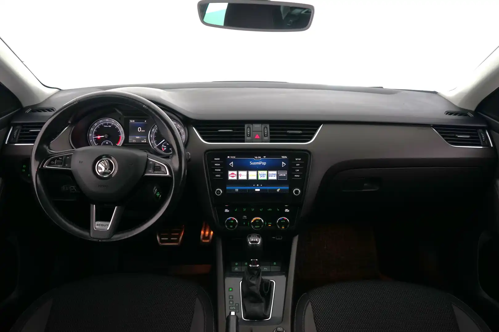 car-image