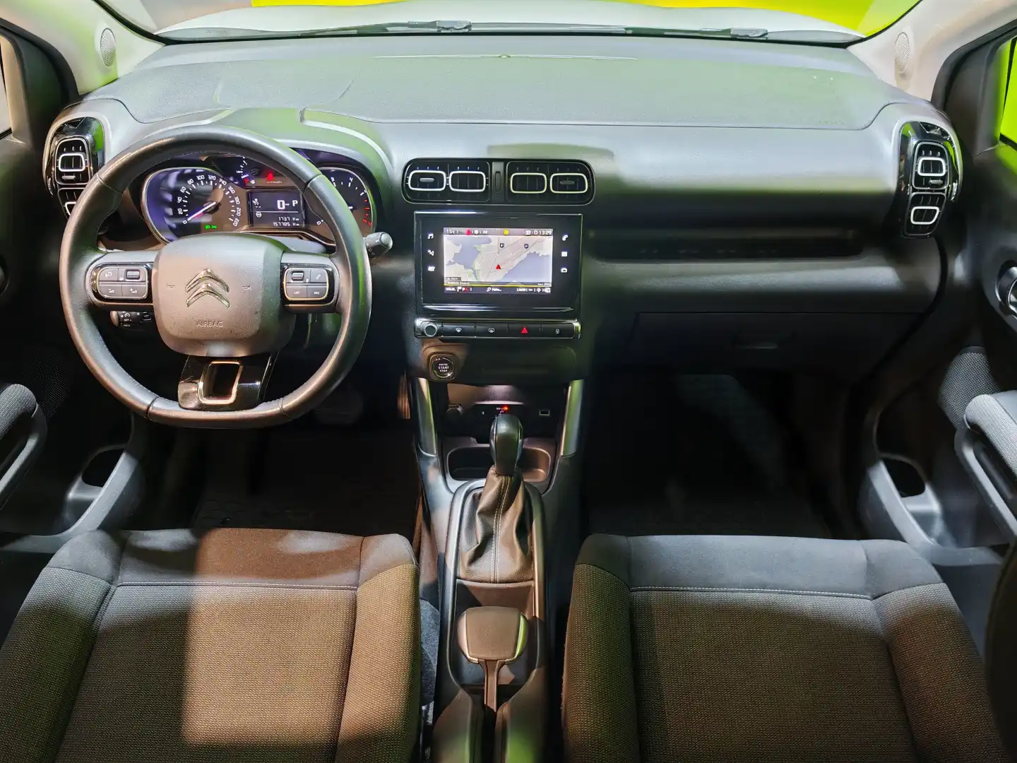 car-image
