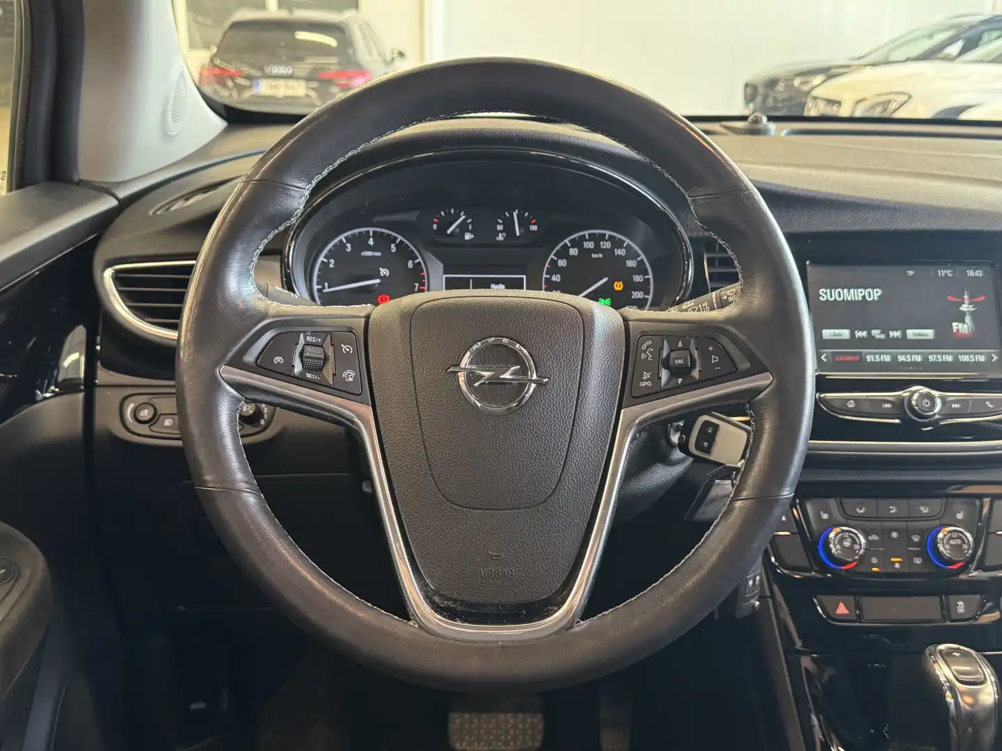car-image