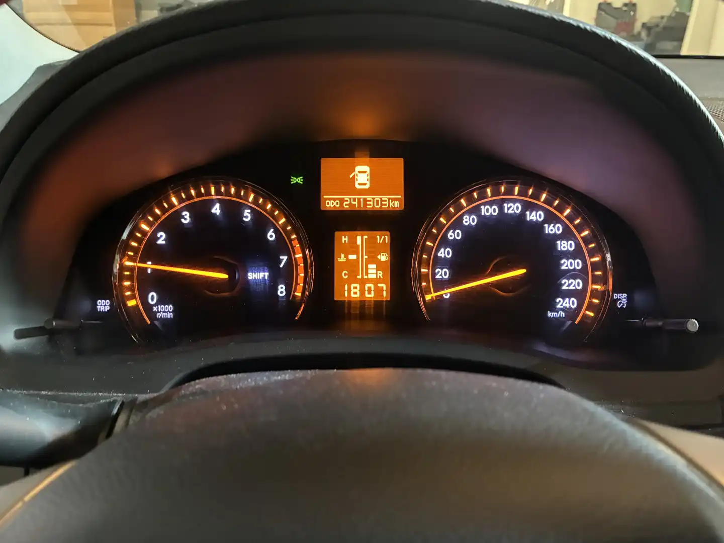 car-image