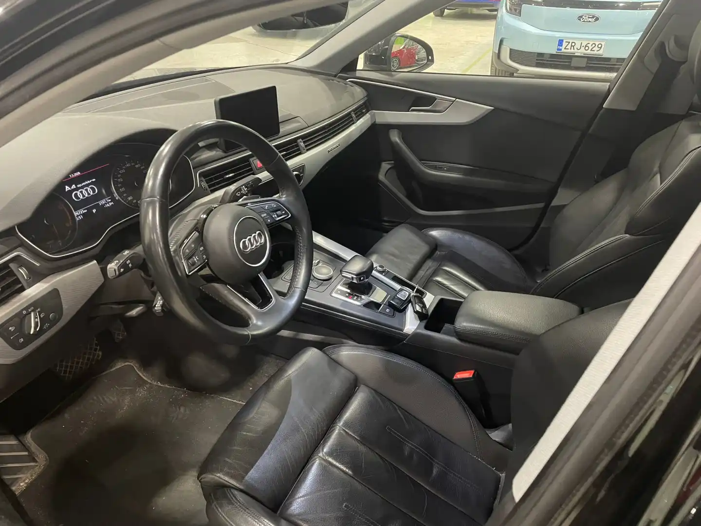car-image