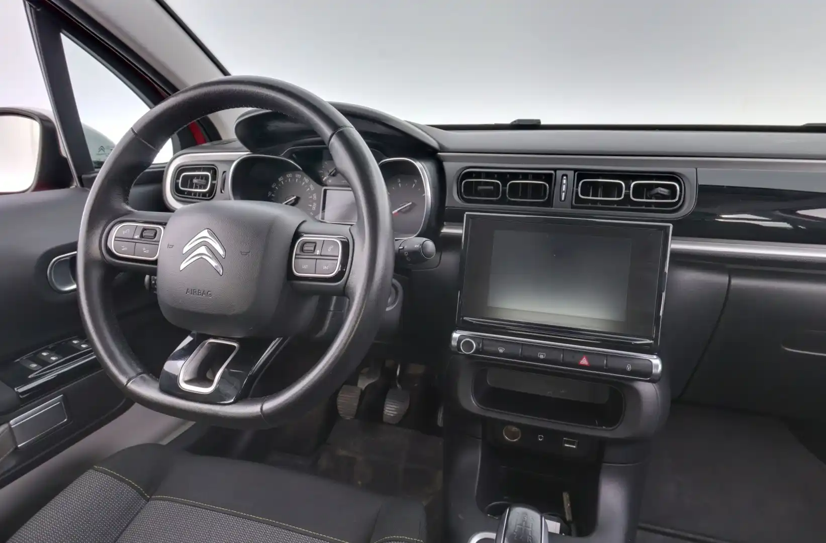 car-image
