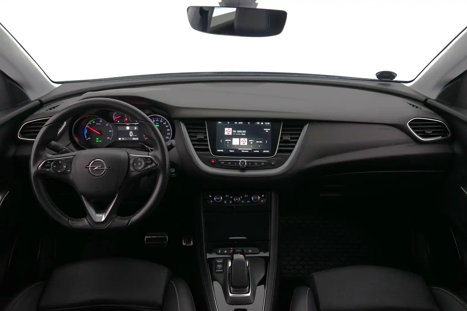 car-image