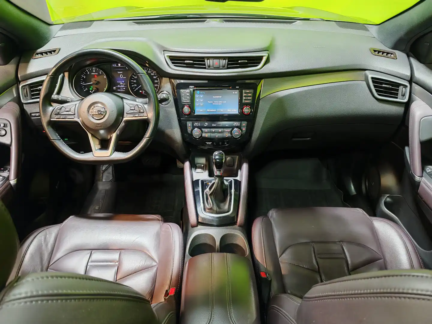 car-image