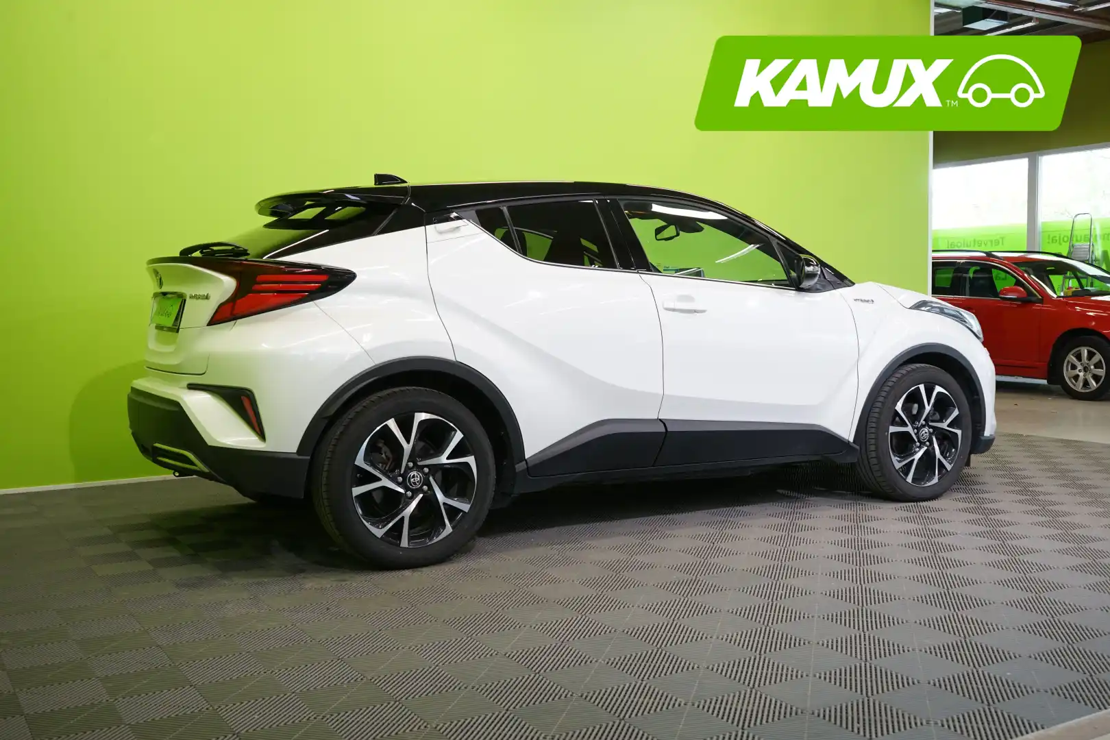 car-image