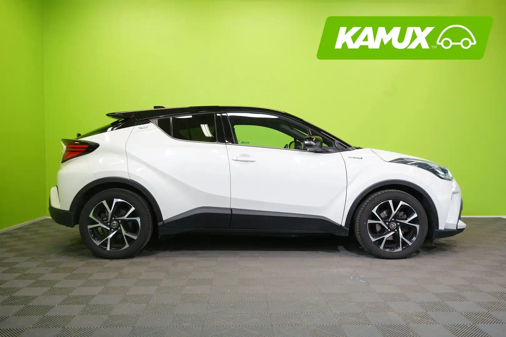 car-image