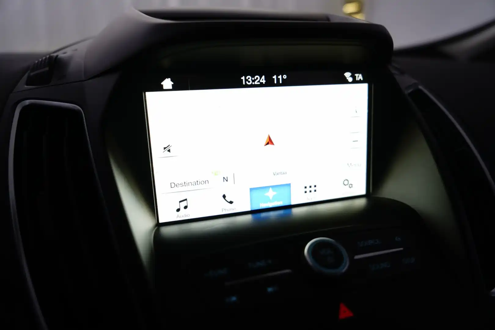 car-image