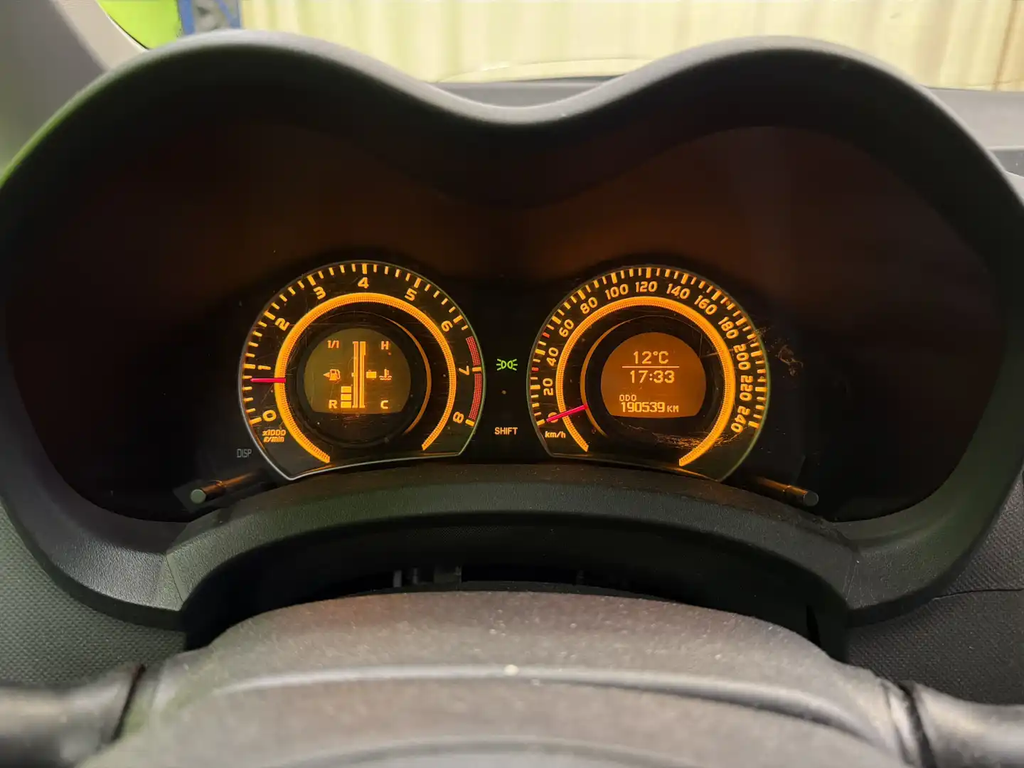 car-image
