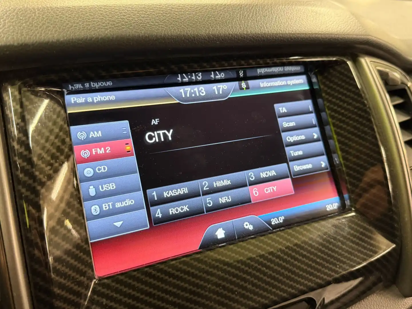 car-image