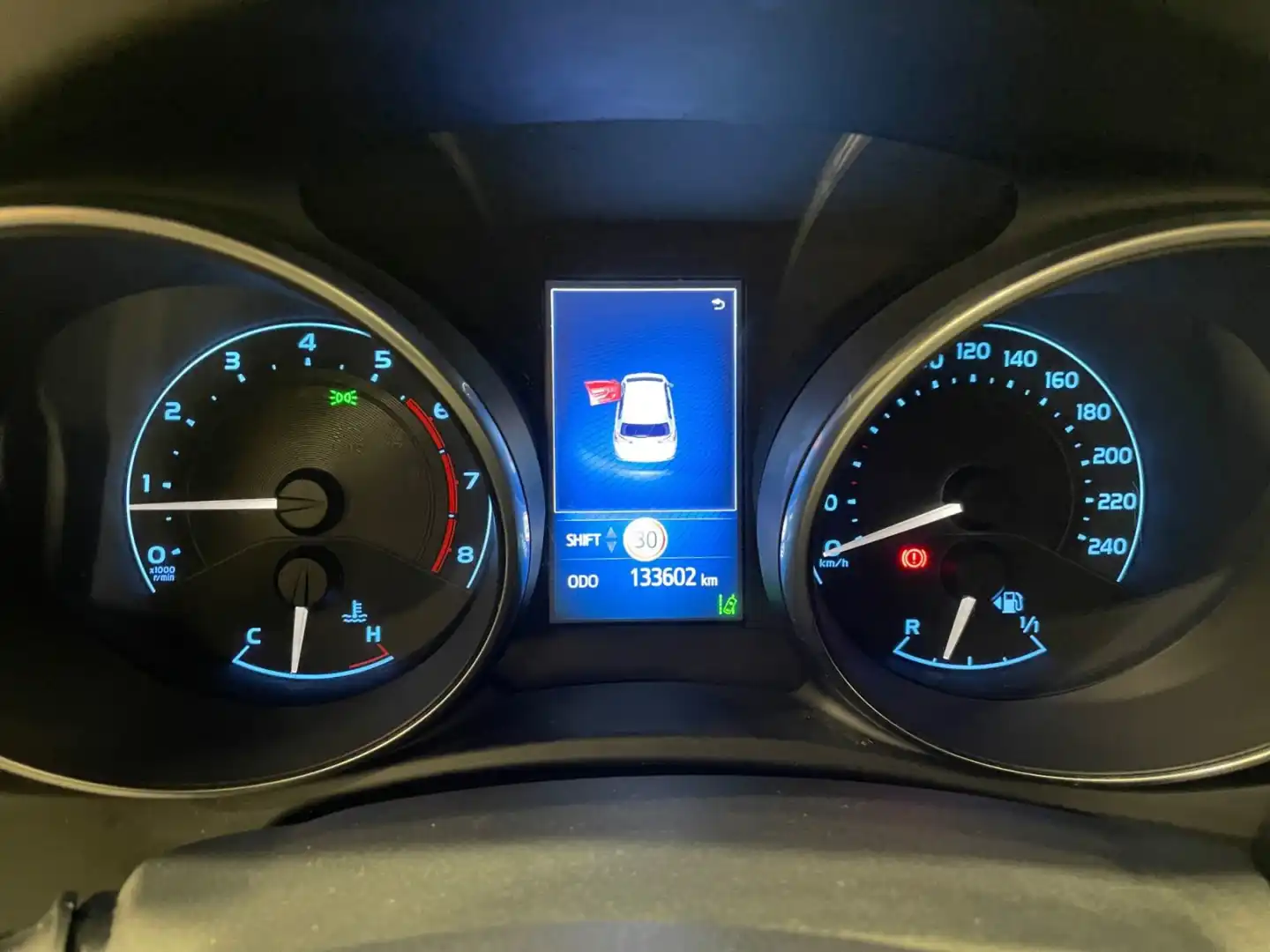 car-image