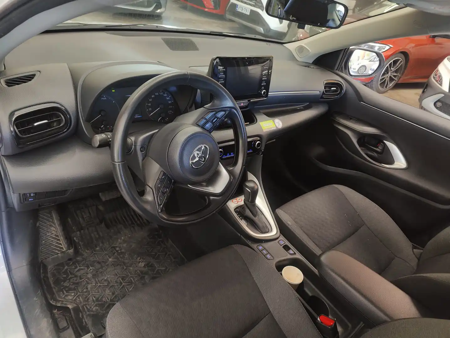 car-image