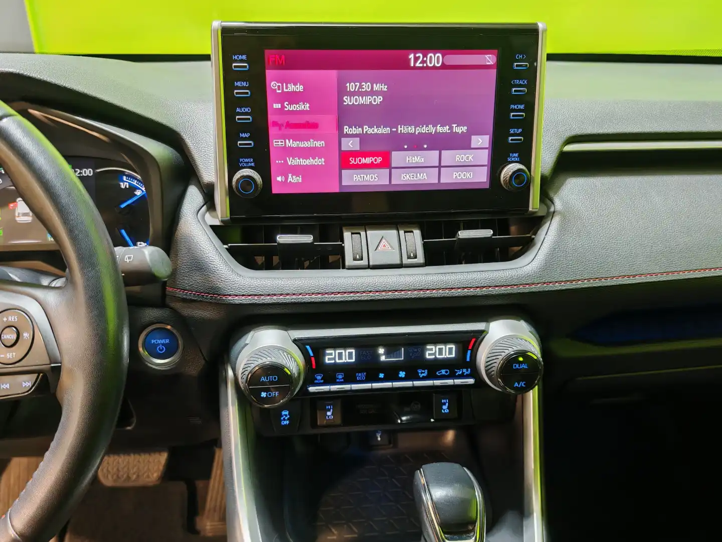 car-image