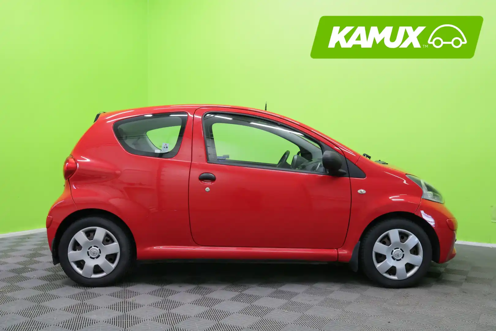 car-image