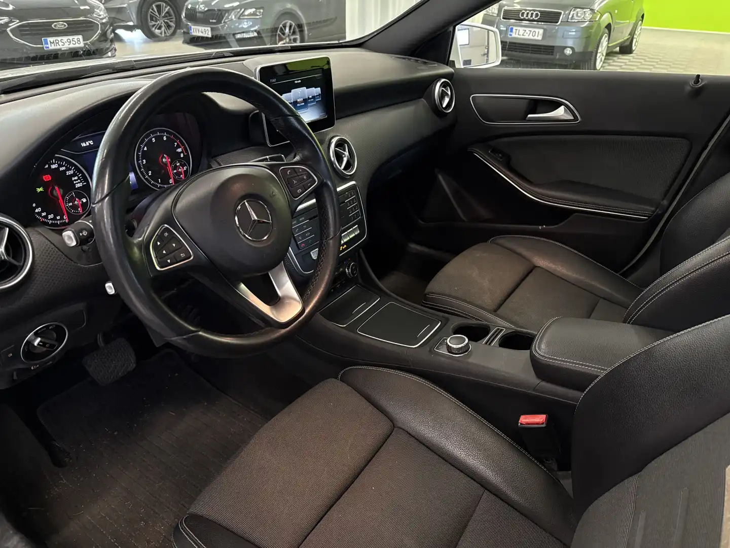 car-image