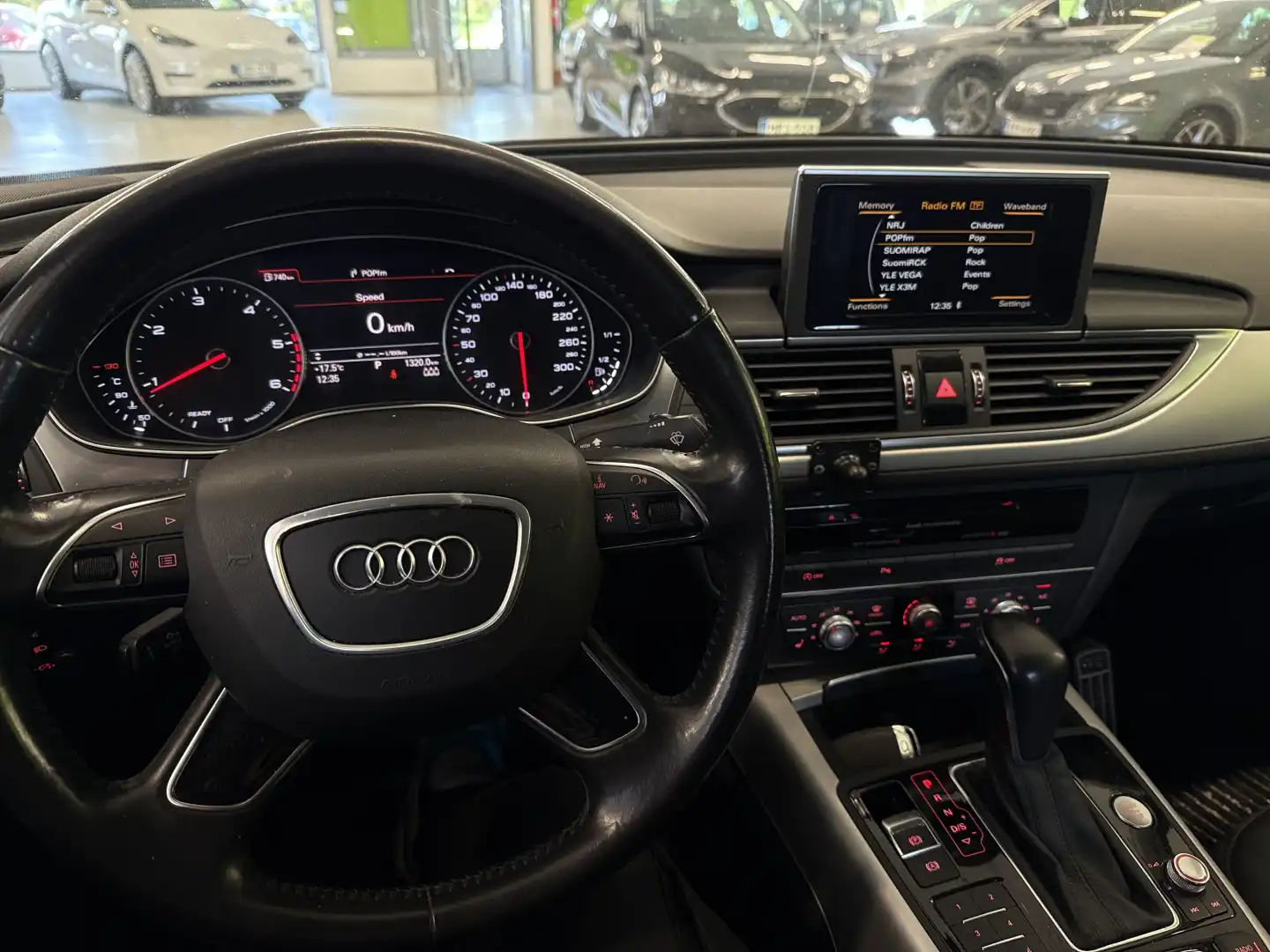 car-image
