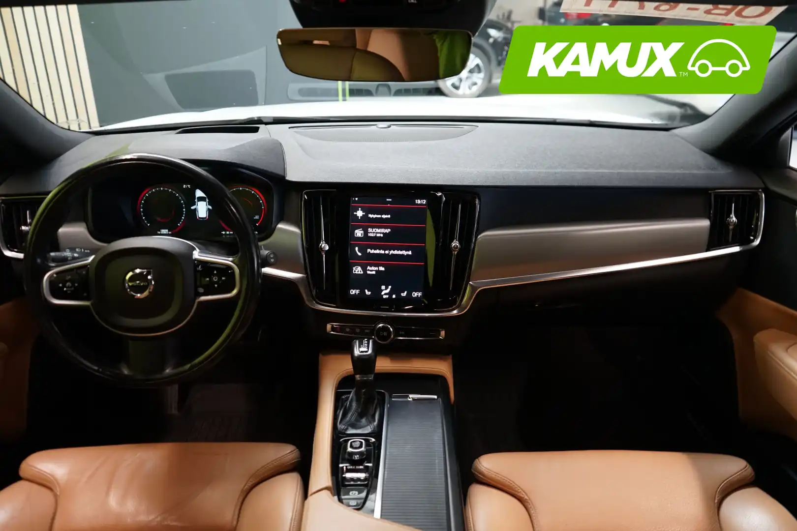 car-image