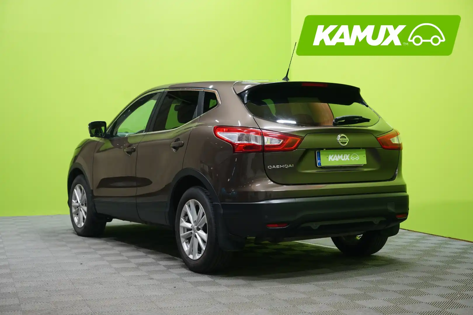 car-image