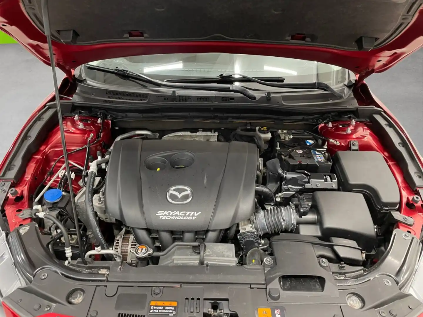 car-image