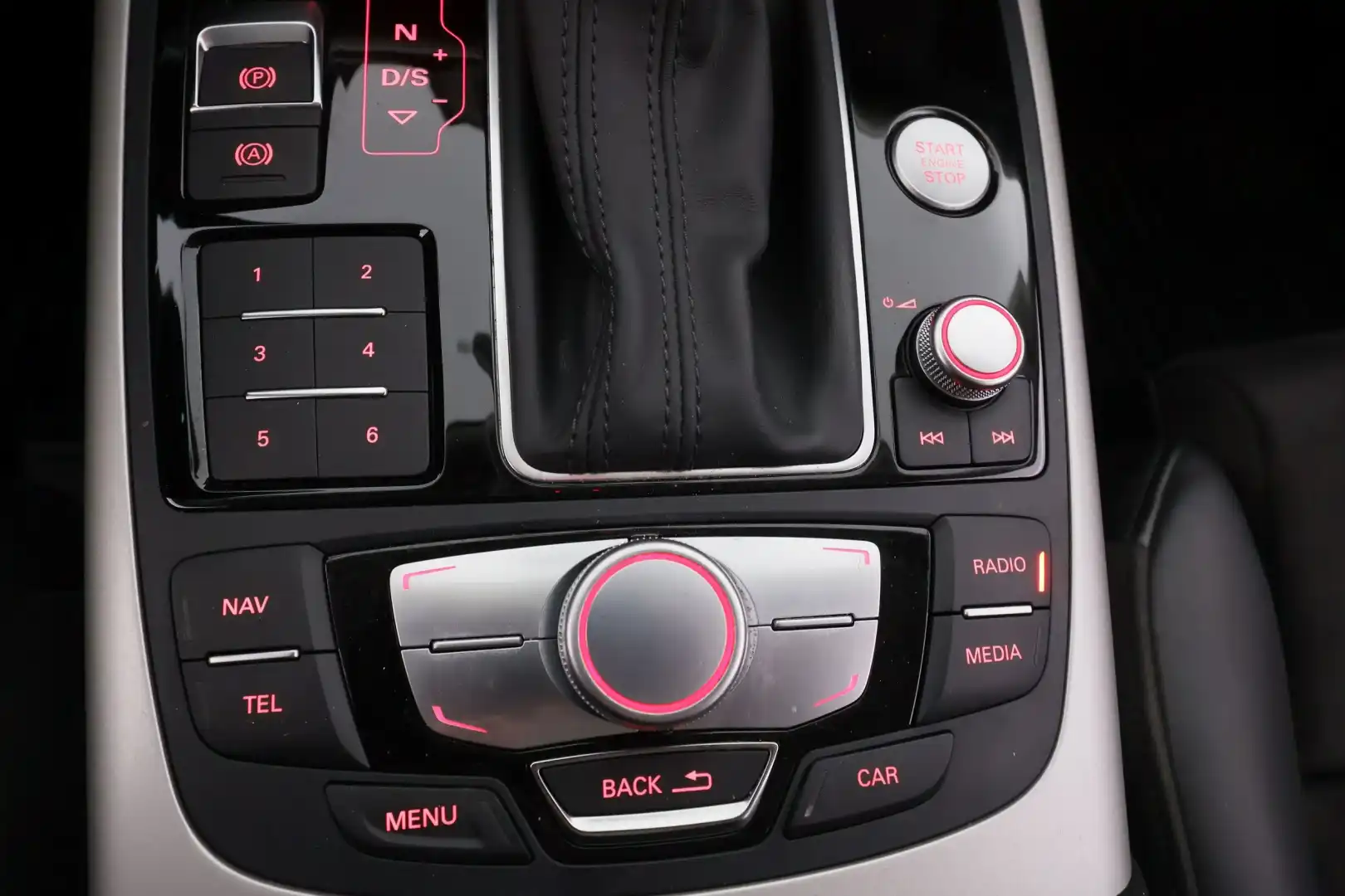 car-image