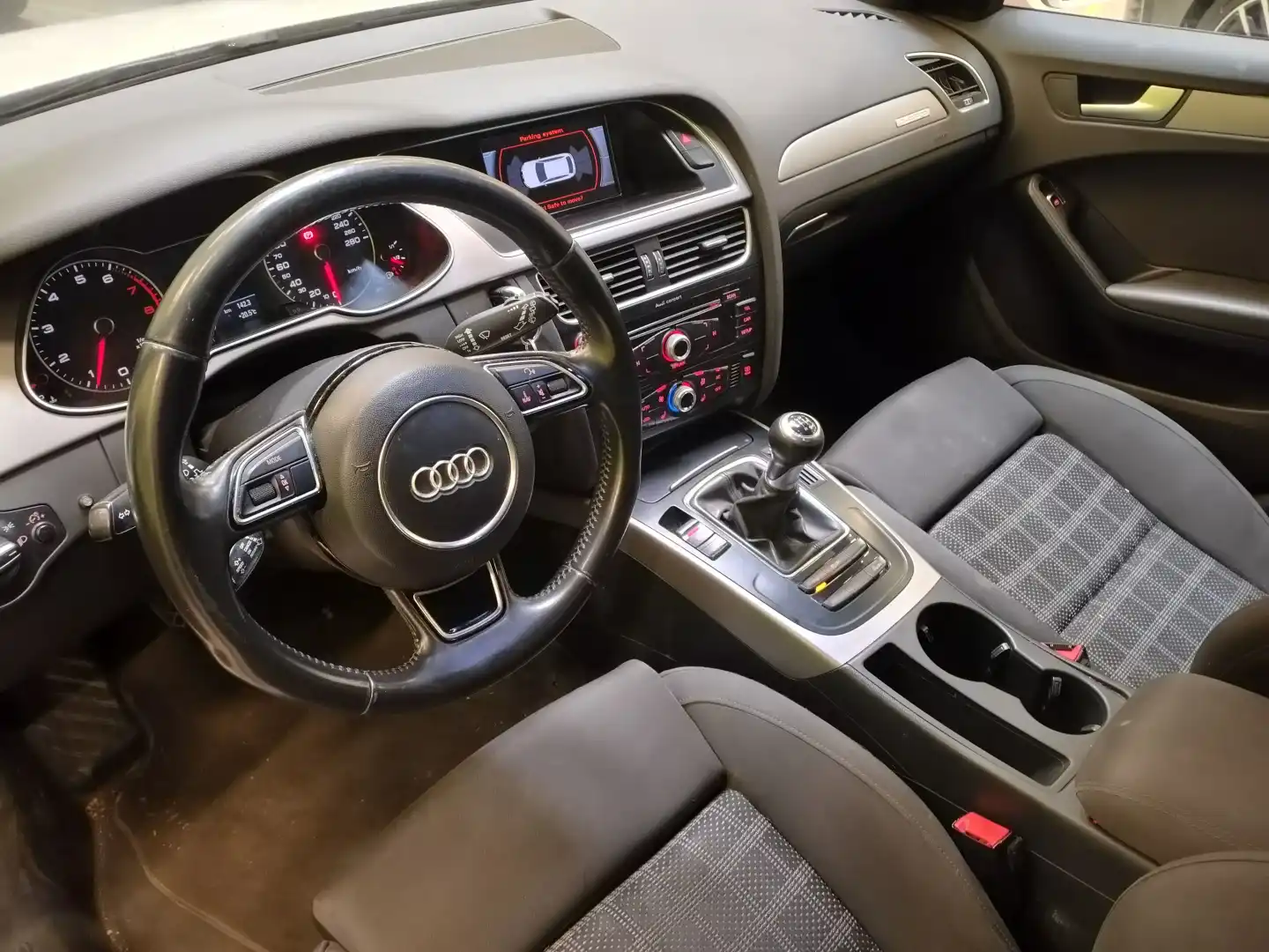 car-image