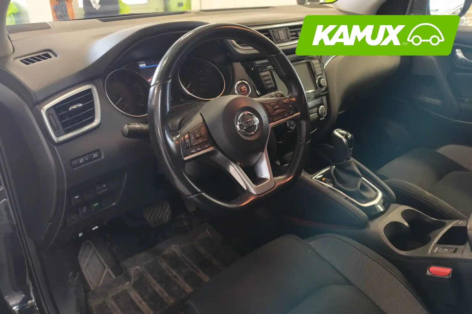 car-image