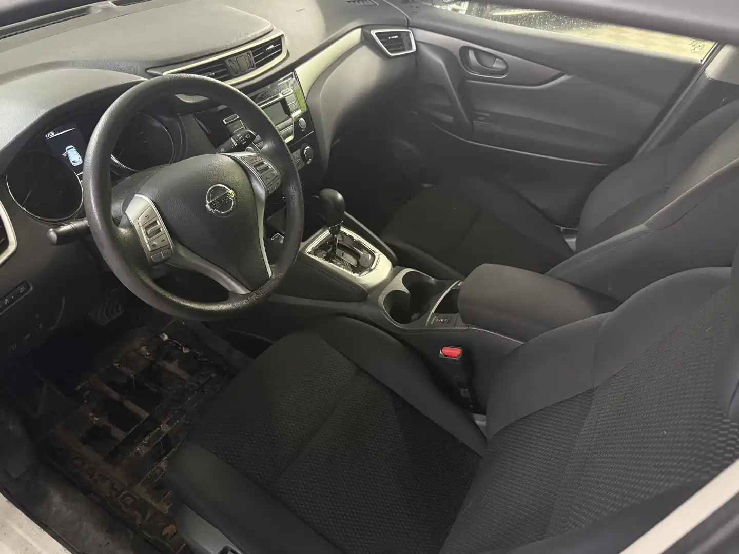 car-image