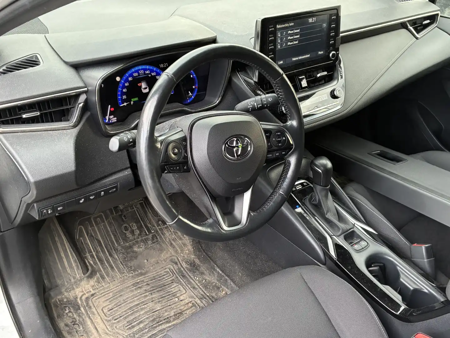 car-image