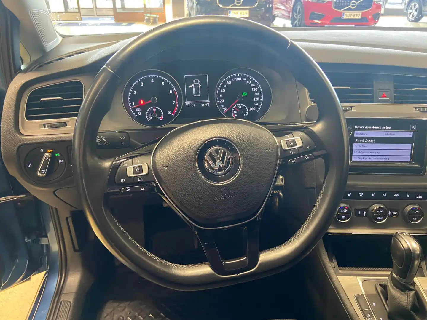car-image