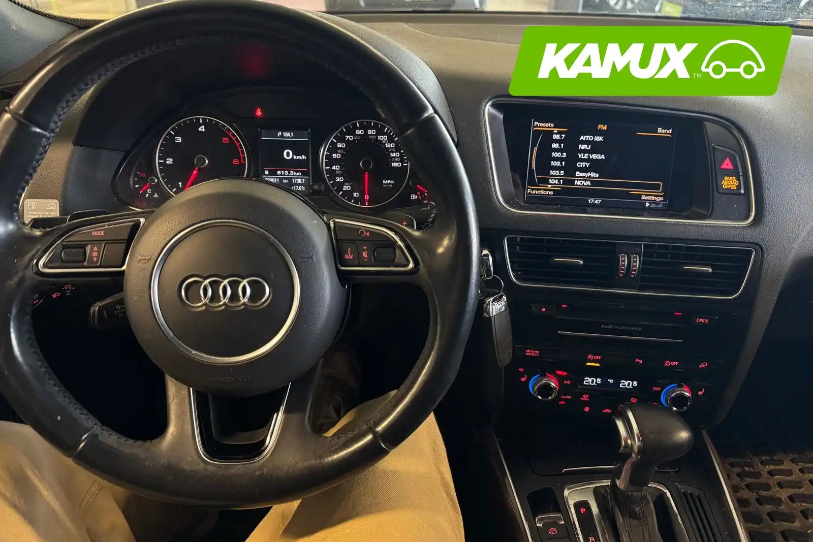 car-image