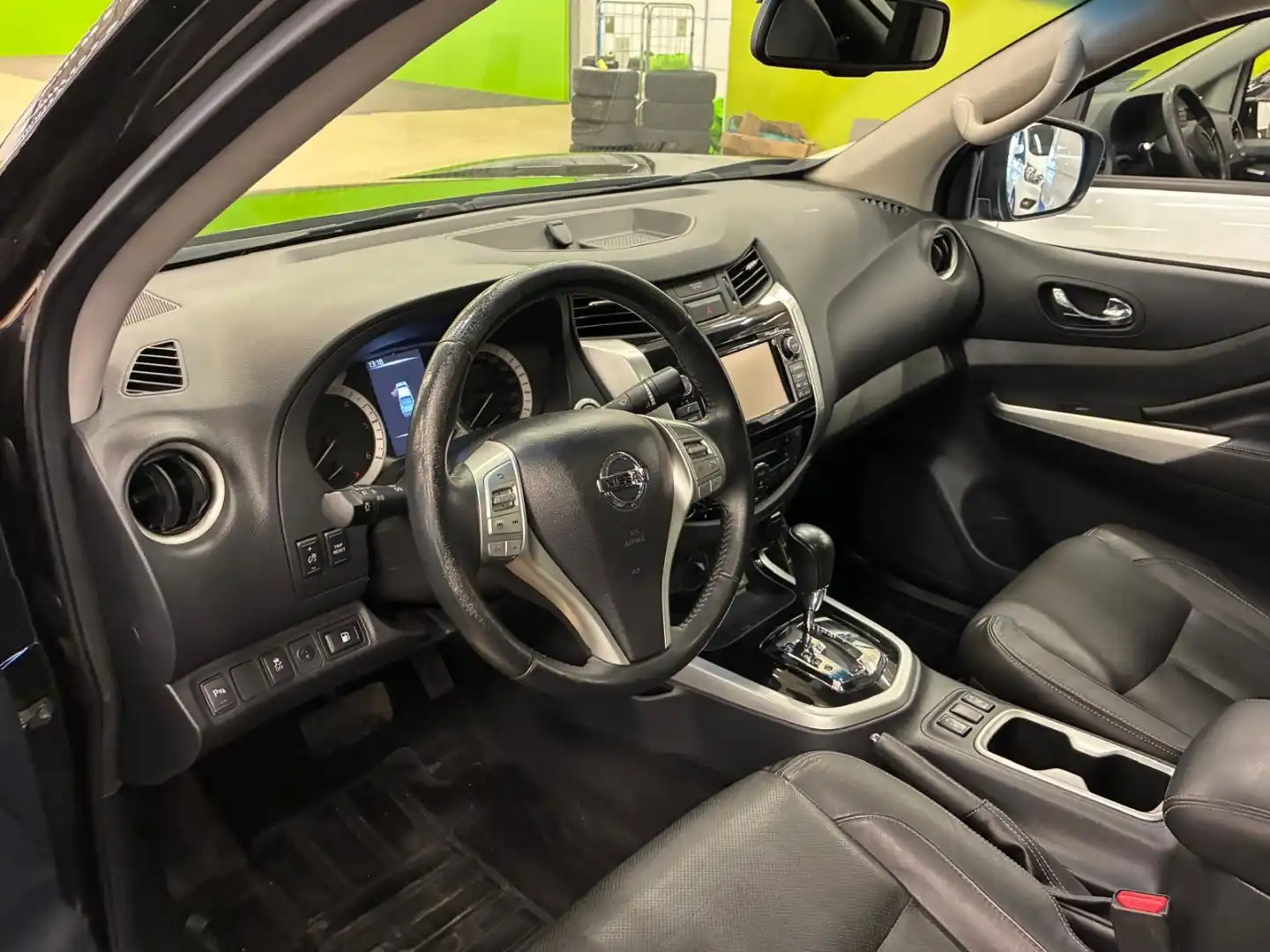 car-image